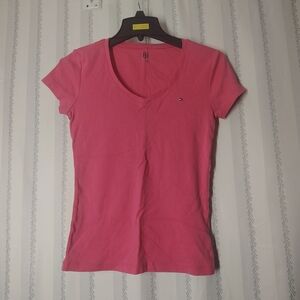 Vtg- Y2k- Tommy Hilfiger Pink Short Sleeve Tee